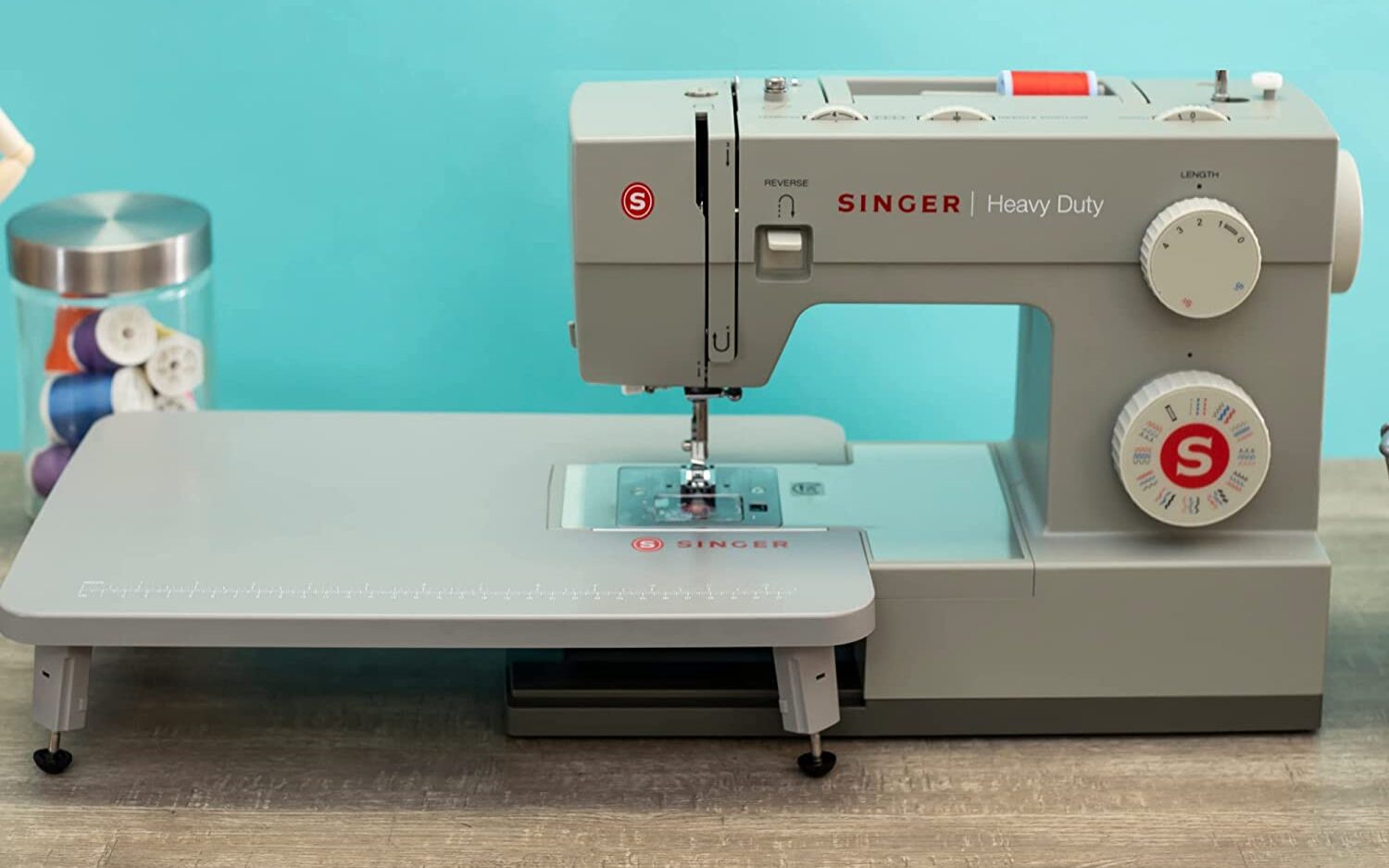 SINGER | Heavy Duty Holiday Bundle - 4452 Heavy Duty Sewing Machine